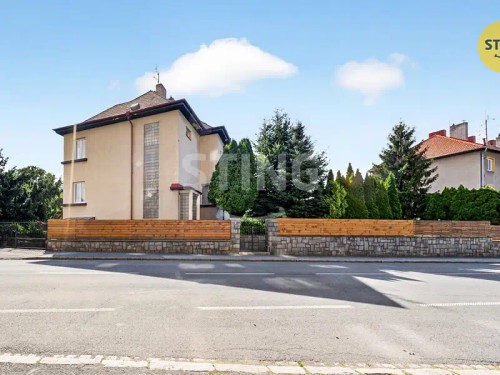 Prodej domu 270 m², pozemek 870 m²