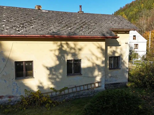 Prodej stavebního pozemku 775 m²