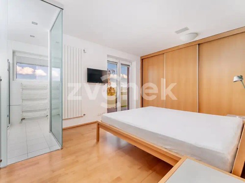 Prodej vily 479 m², pozemek 1503 m²