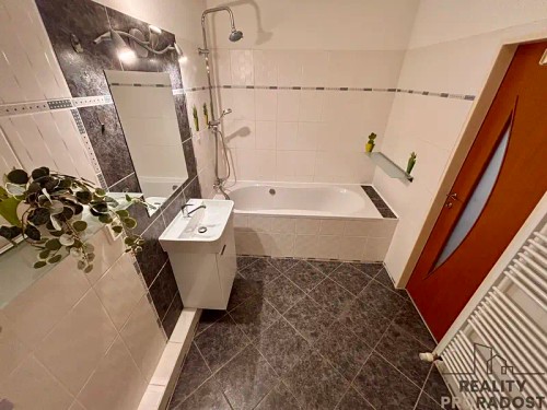 Prodej bytu 3+kk 64 m²