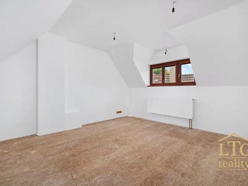 Prodej domu 197 m², pozemek 808 m²