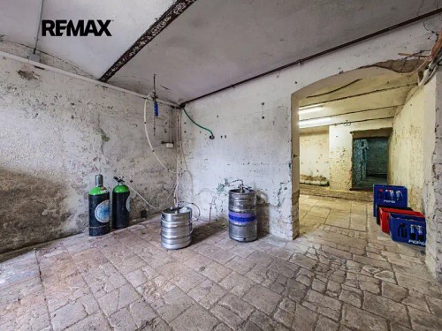 Prodej domu 670 m², pozemek 1786 m²