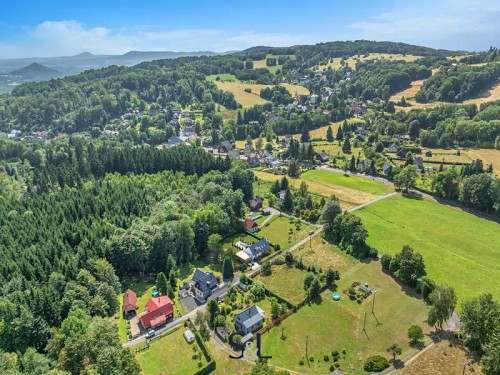 Prodej stavebního pozemku 1821 m²