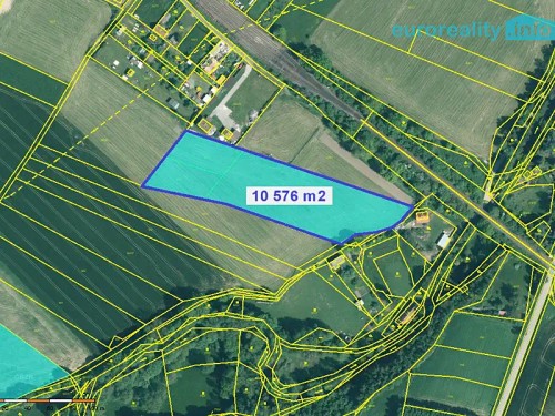 Prodej stavebního pozemku 10576 m²