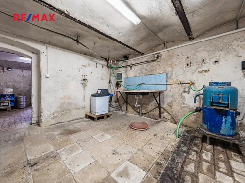 Prodej domu 670 m², pozemek 1786 m²