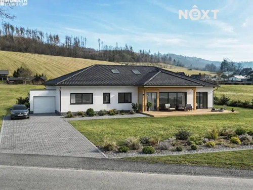 Prodej stavebního pozemku 1752 m²