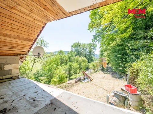 Prodej stavebního pozemku 1561 m²