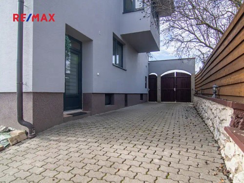 Prodej domu 249 m², pozemek 529 m²