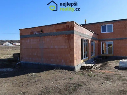 Prodej domu 288 m², pozemek 843 m²