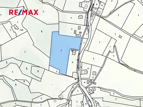 Prodej stavebního pozemku 1033 m²