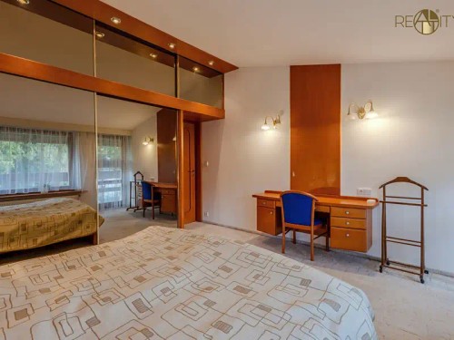 Prodej domu 331 m², pozemek 1512 m²