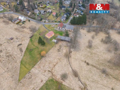 Prodej stavebního pozemku 3004 m²