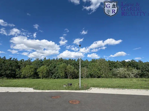 Prodej stavebního pozemku 962 m²