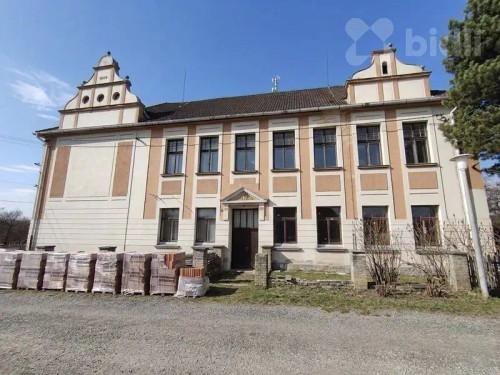 Prodej domu 700 m², pozemek 1136 m²