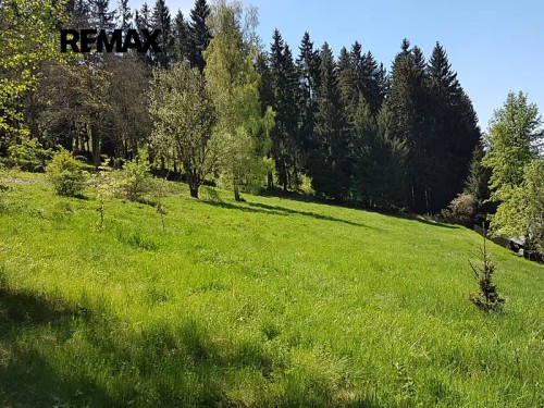 Prodej stavebního pozemku 4558 m²