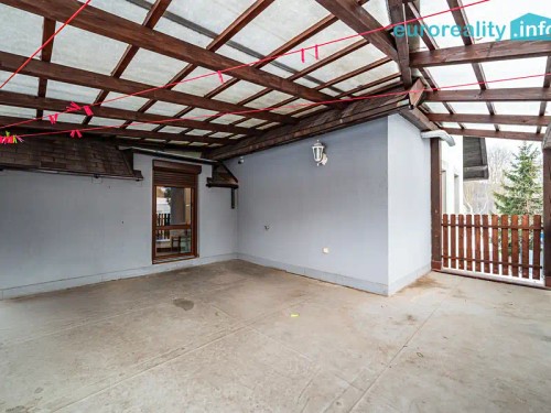 Prodej domu 229 m², pozemek 588 m²