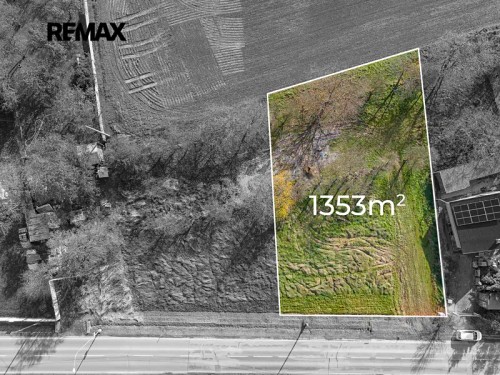 Prodej stavebního pozemku 1353 m²
