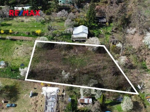 Prodej stavebního pozemku 1468 m²