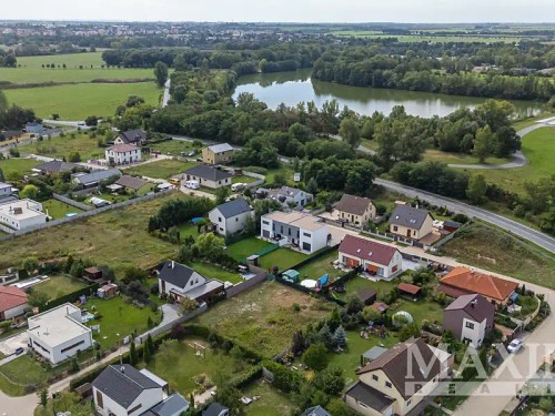 Prodej stavebního pozemku 787 m²