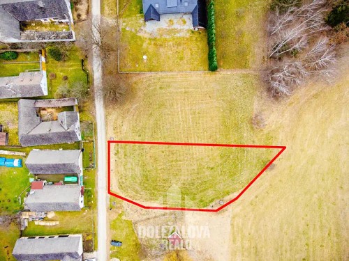 Prodej stavebního pozemku 2800 m²