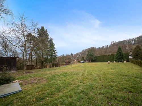 Prodej stavebního pozemku 1385 m²