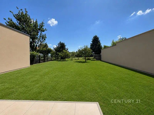Prodej domu 240 m², pozemek 463 m²