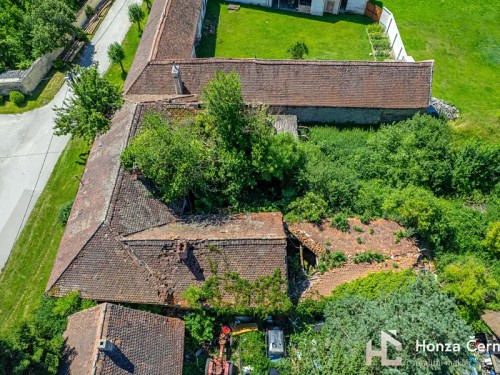 Prodej stavebního pozemku 3010 m²