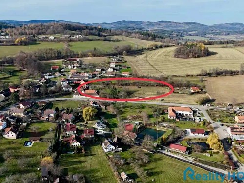 Prodej stavebního pozemku 5833 m²