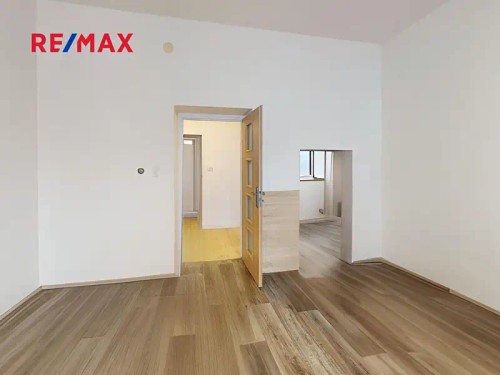 Prodej domu 400 m², pozemek 830 m²