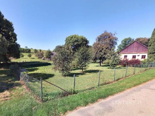 Prodej stavebního pozemku 1300 m²