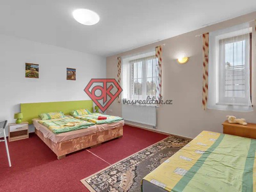 Prodej domu 737 m², pozemek 3827 m²