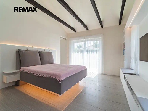 Prodej domu 233 m², pozemek 1279 m²