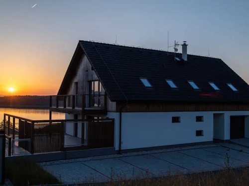 Prodej domu 602 m², pozemek 2000 m²