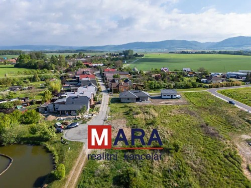 Prodej stavebního pozemku 1000 m²