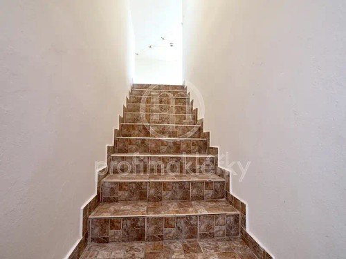 Prodej domu 270 m², pozemek 1909 m²