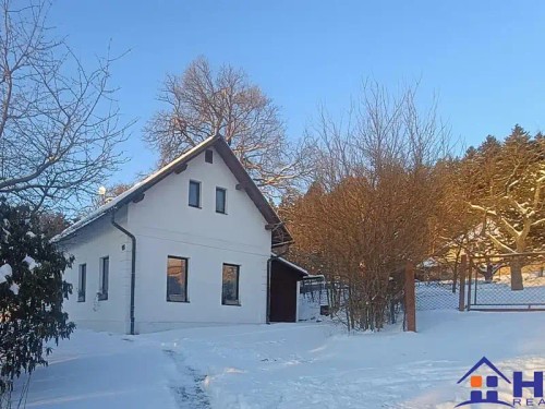 Prodej chalupy 194 m², pozemek 587 m²