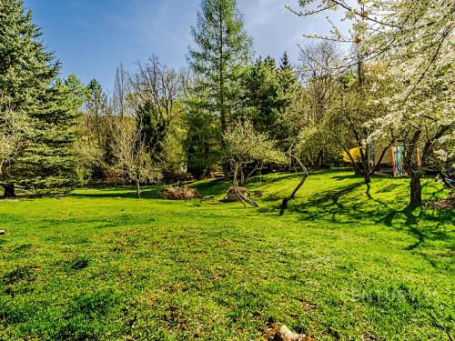 Prodej stavebního pozemku 1217 m²