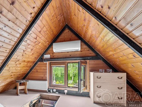 Prodaná  chata 76 m², pozemek 717 m²