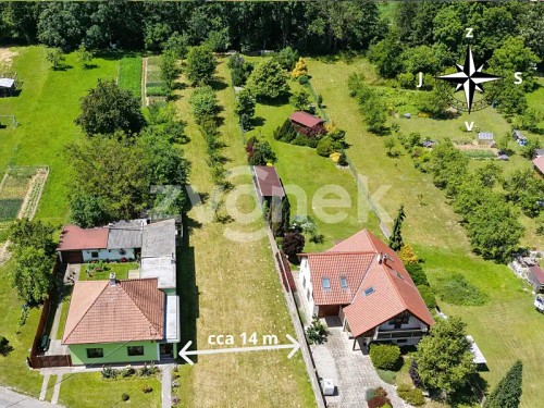 Prodej stavebního pozemku 1833 m²