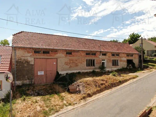 Prodej domu 370 m², pozemek 843 m²