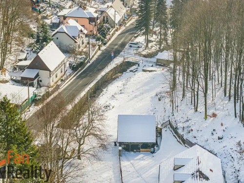 Prodej stavebního pozemku 696 m²