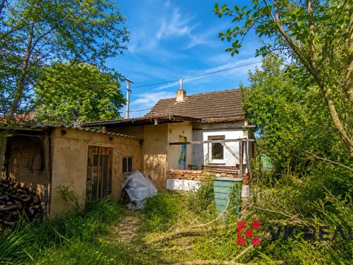 Prodej chaty 33 m², pozemek 122 m²