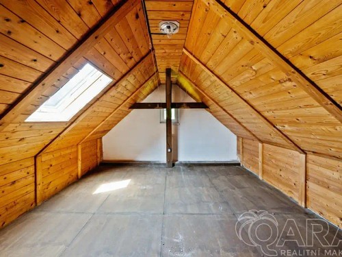 Prodej stavebního pozemku 1029 m²