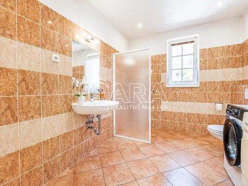 Prodej domu 220 m², pozemek 782 m²