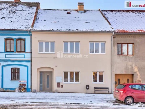 Prodej domu 200 m², pozemek 321 m²