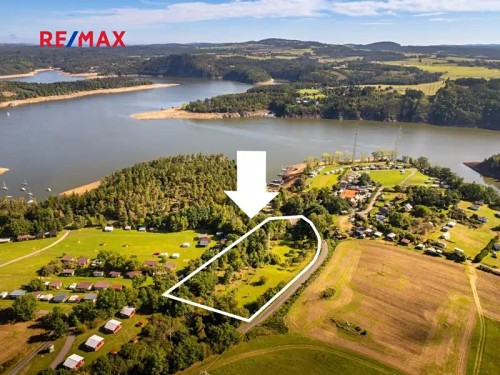 Prodej stavebního pozemku 8259 m²