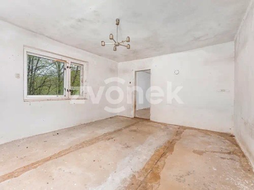 Prodej domu 210 m², pozemek 3984 m²