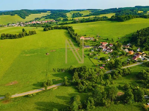 Prodej stavebního pozemku 975 m²
