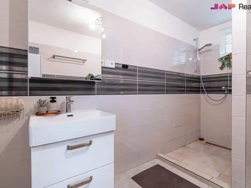 Prodej domu 99 m², pozemek 2149 m²