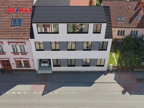 Prodej domu 350 m², pozemek 1401 m²